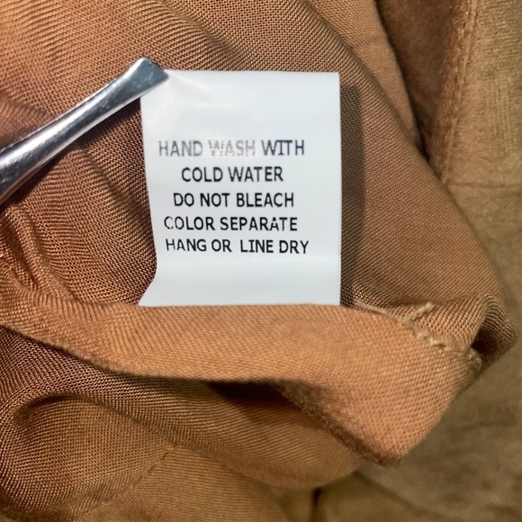 Altar'd State Faux Suede Snap Front Mini-Skirt Light Brown Sz M - Picture 8 of 9